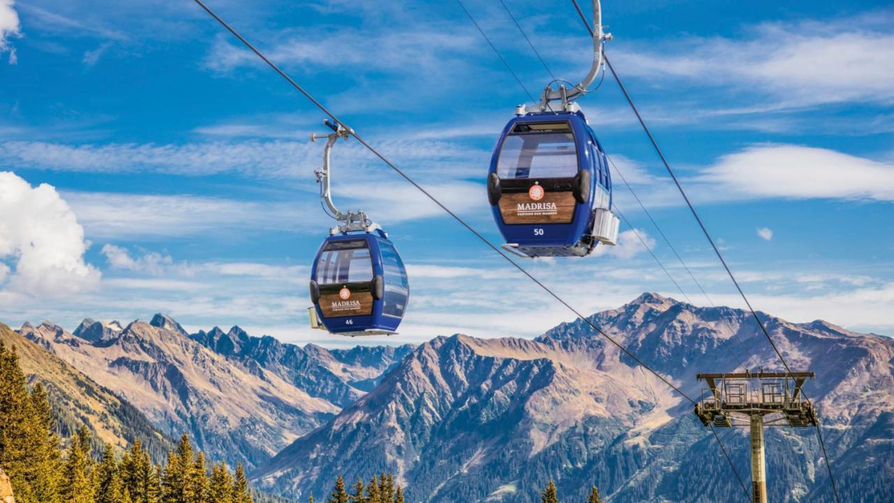 Adventure Hostel Klosters Eksteriør bilde