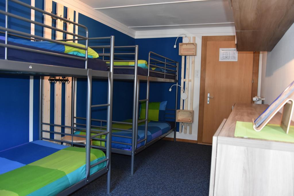 Adventure Hostel Klosters Eksteriør bilde